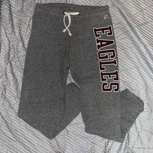 UWL sweat pants. Slightly worn. Very comfortable. Size small. Like new.
